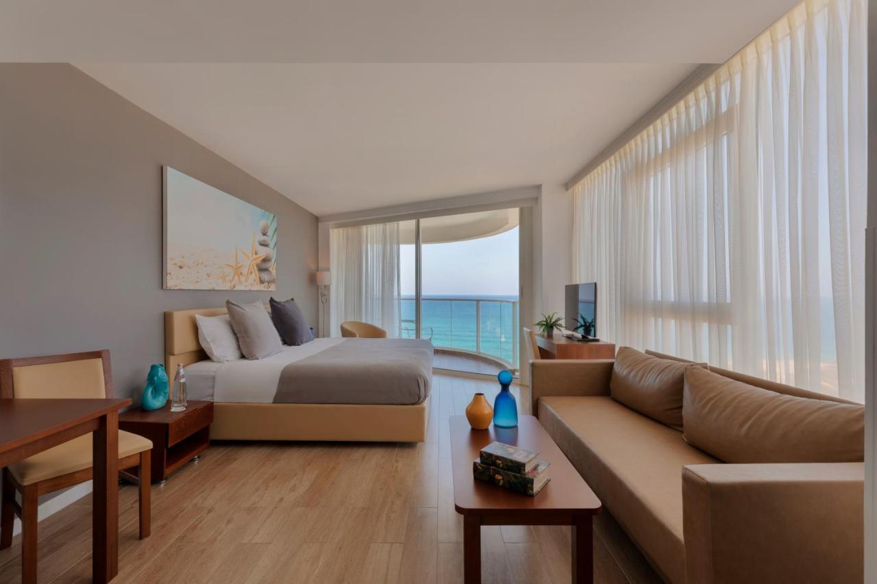 Jacob Resort Hadera Exteriör bild